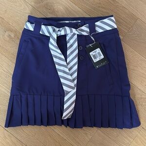 NWT Women’s Nike Golf Skirt